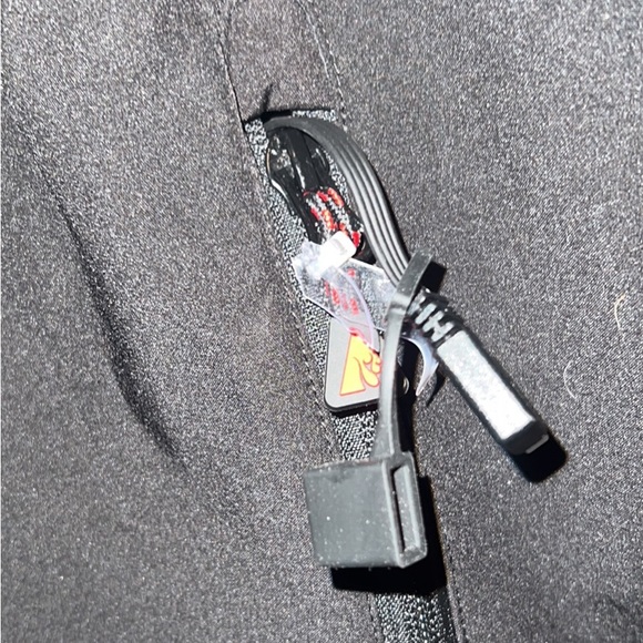 Action Heat Vest. - Picture 2 of 3